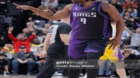 梅西助阿根廷世预赛1-0胜厄瓜多尔，国家队进球升至71记